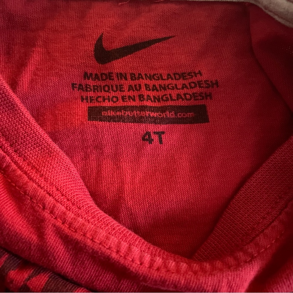 Nike Tee - Picture 2 of 3